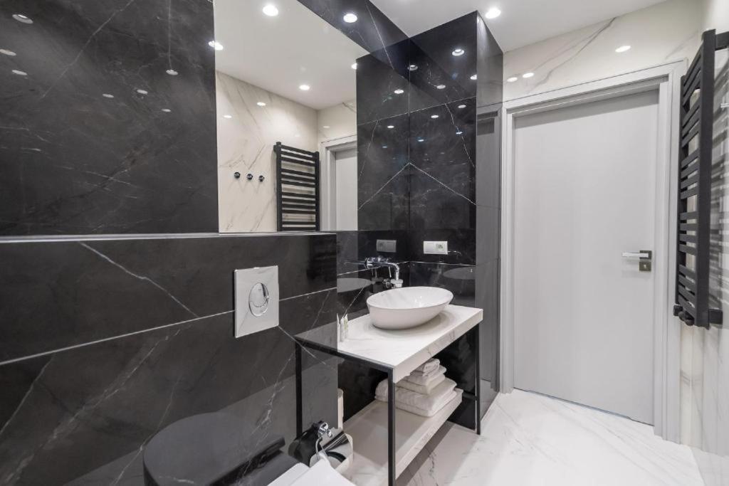 Luxury In Maritime *