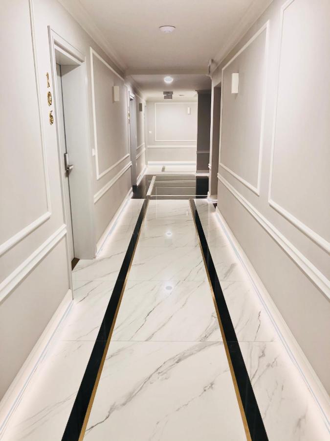 Luxury In Maritime Apartment